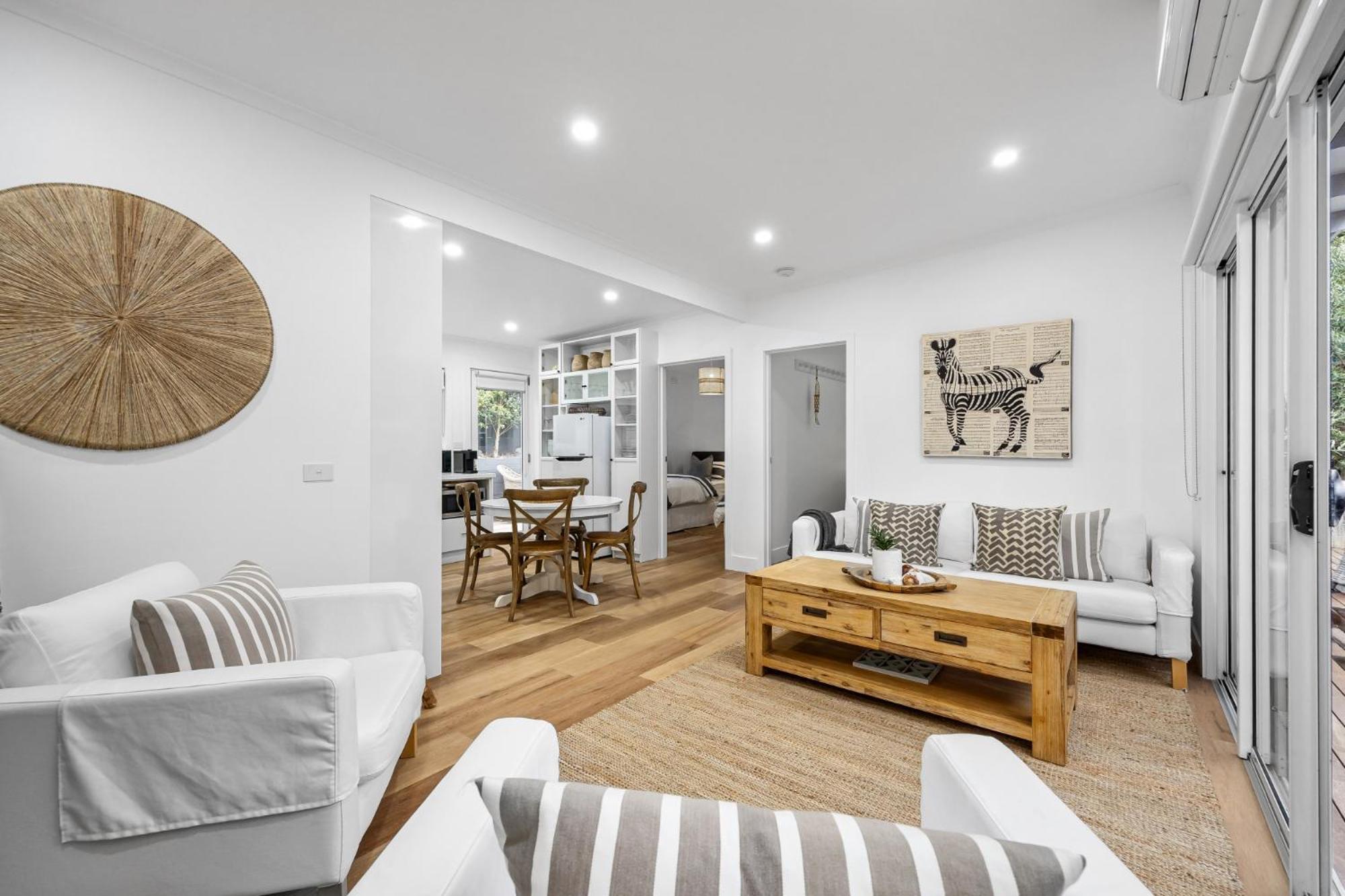 Capella No. 4 - Stunning Luxury Decor Inside And Out * Blairgowrie
